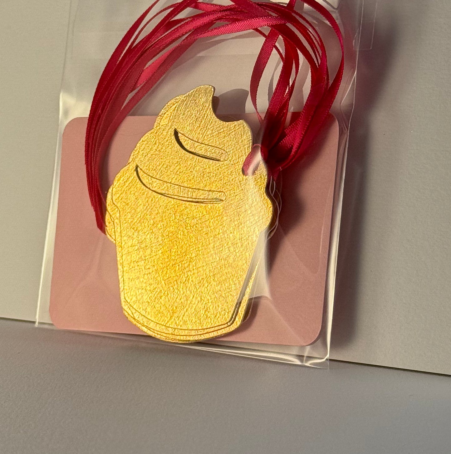 Tie On Tags - Love 29 - Cupcake - Set of six